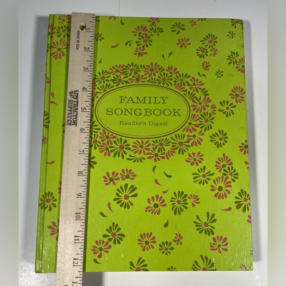 Vintage 1969 Reader's Digest Family Songbook - Picture 2 of 6